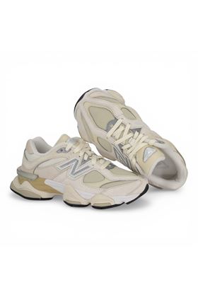 Sneaker donna New Balance 9060 colore bianco. NEW BALANCE | U9060-WHT